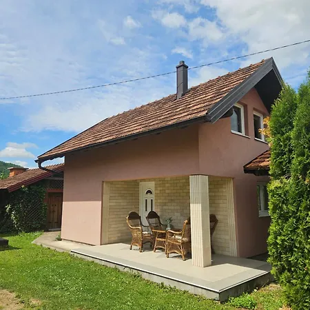 Holiday home Studio Apartman Nera Otoka (Bihac)
